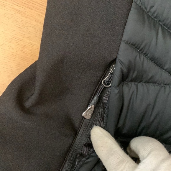 NWT The North Face Lucia Hybrid Down Vest, Medium, Black - Picture 2 of 13